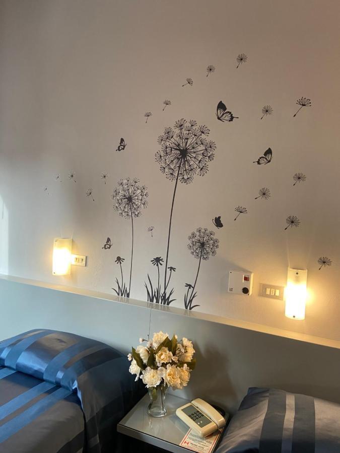 Hotel Milano Pistoia Esterno foto