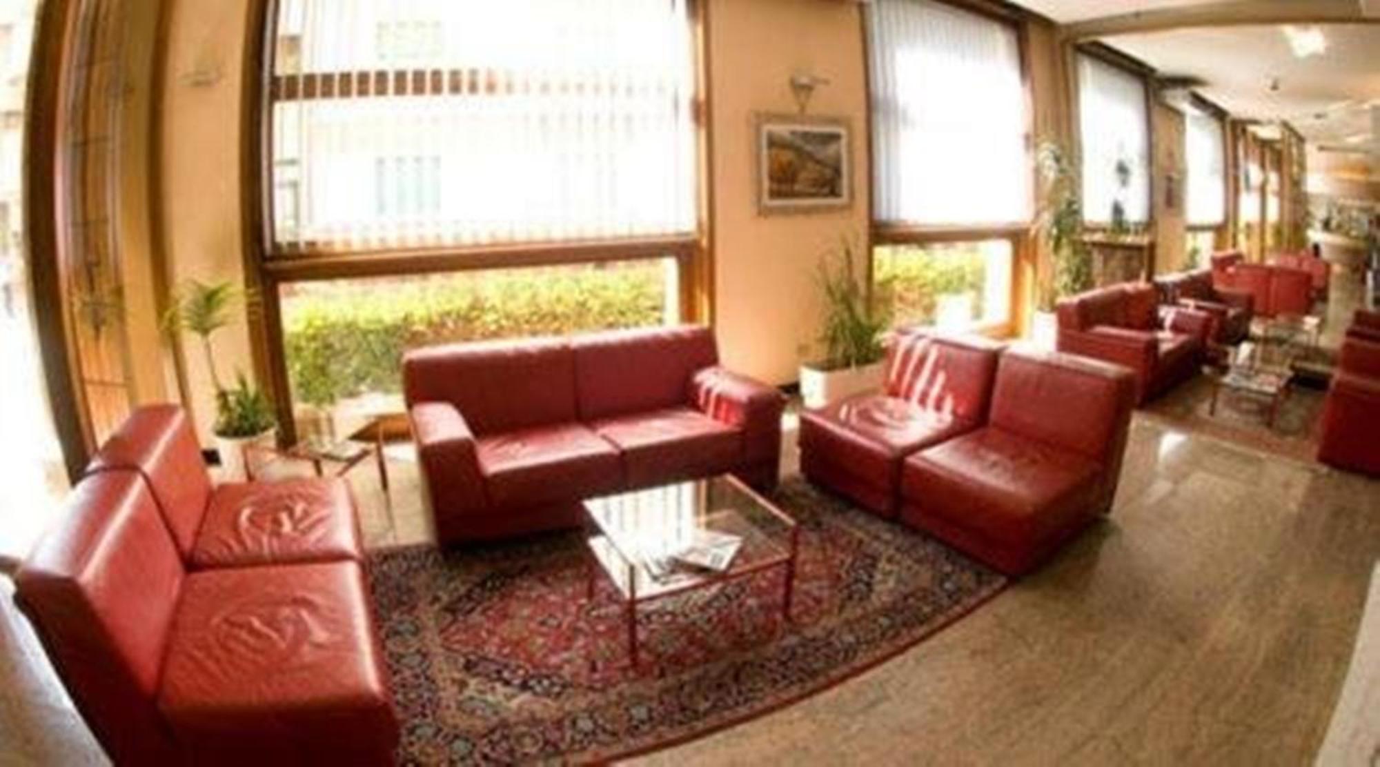 Hotel Milano Pistoia Esterno foto