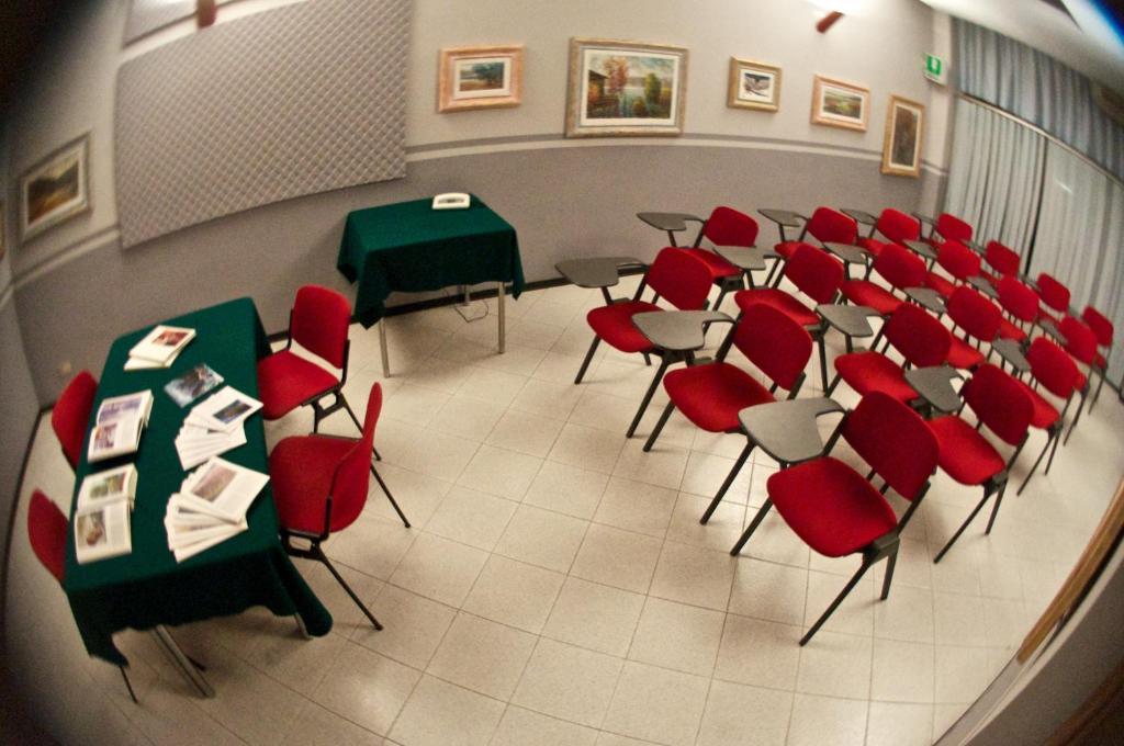 Hotel Milano Pistoia Esterno foto