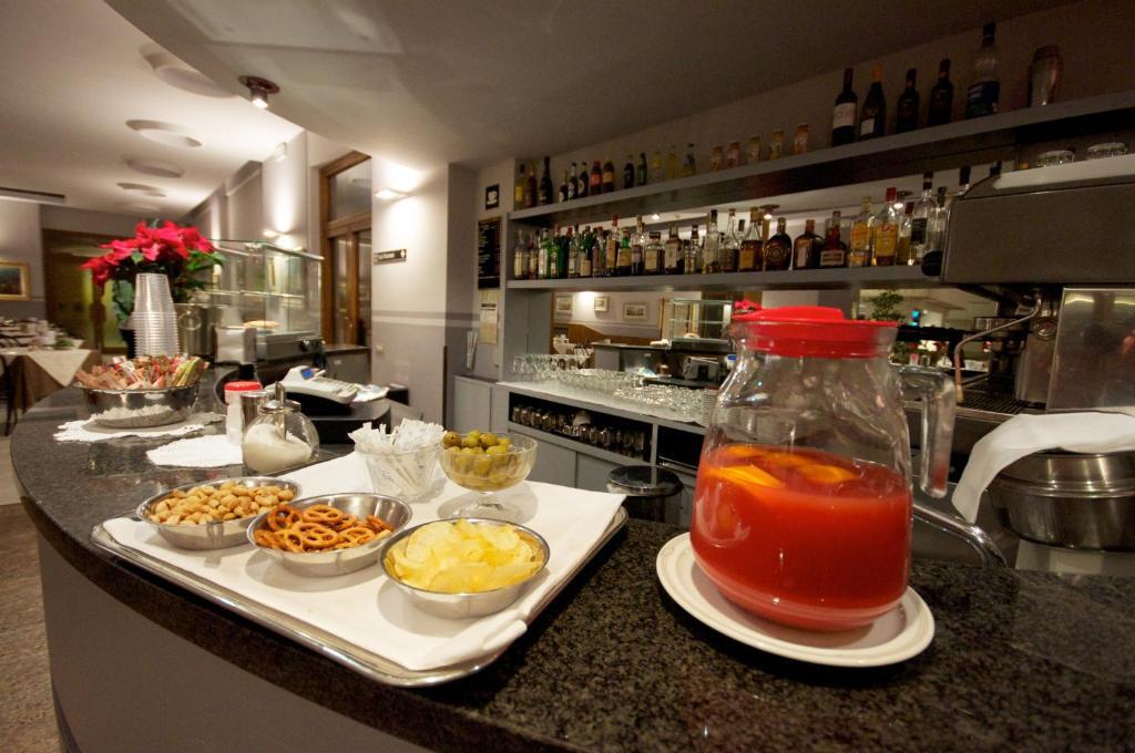 Hotel Milano Pistoia Esterno foto