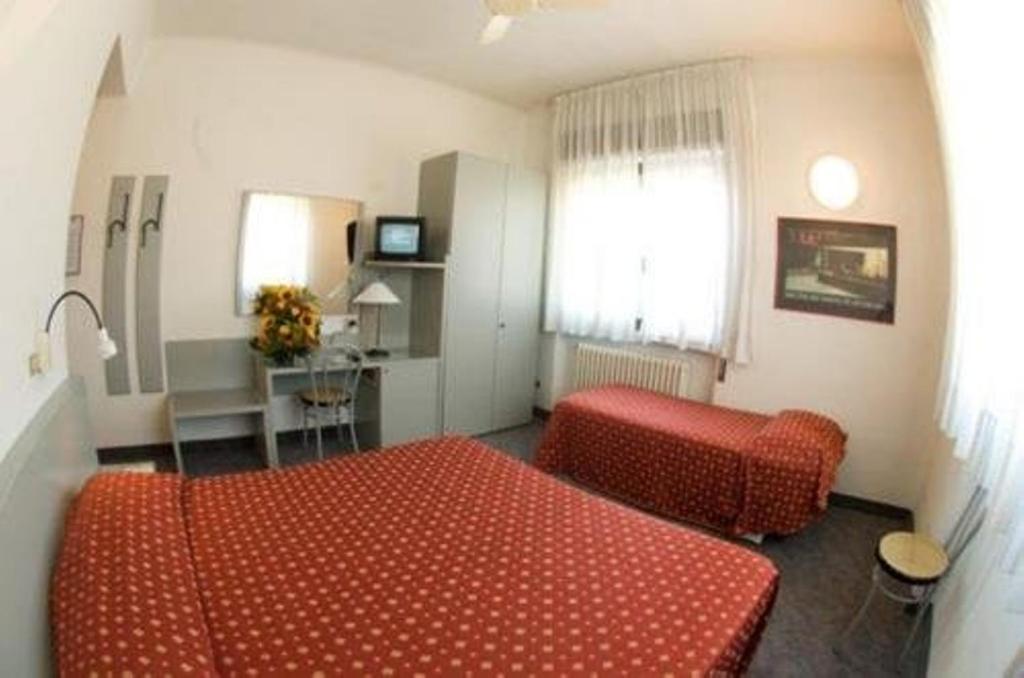 Hotel Milano Pistoia Esterno foto