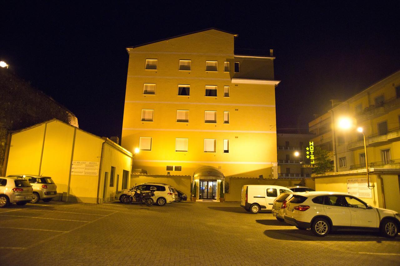 Hotel Milano Pistoia Esterno foto