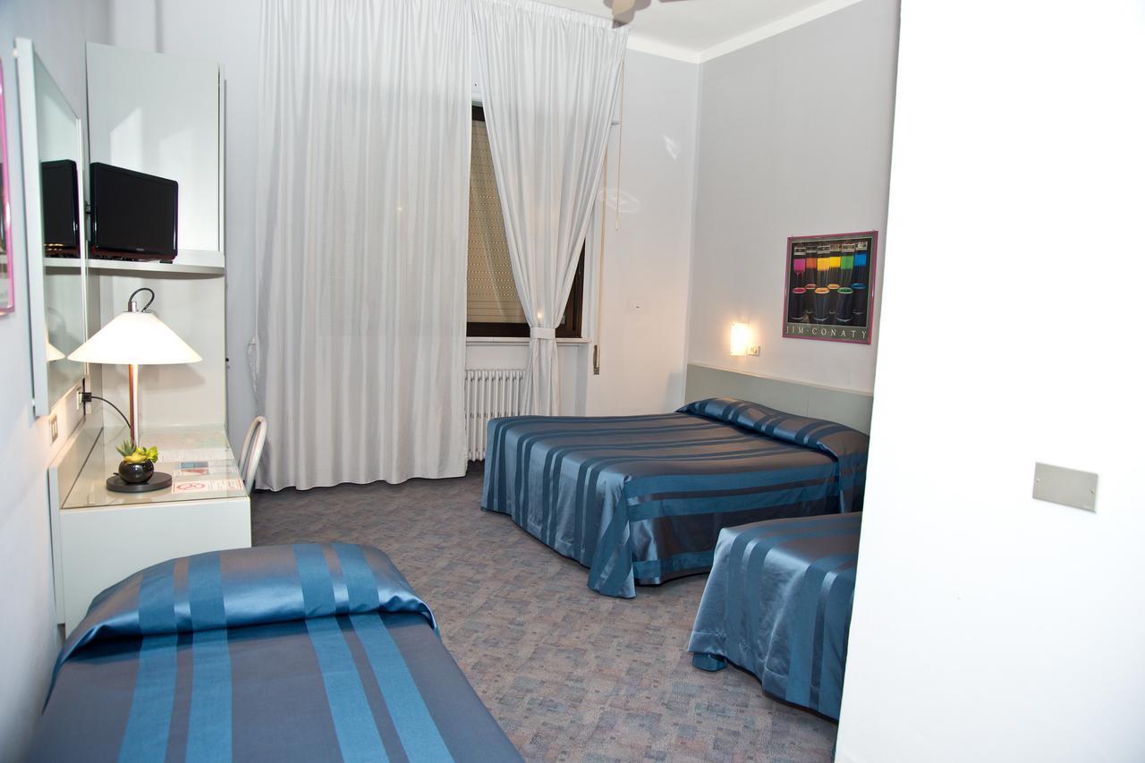 Hotel Milano Pistoia Esterno foto